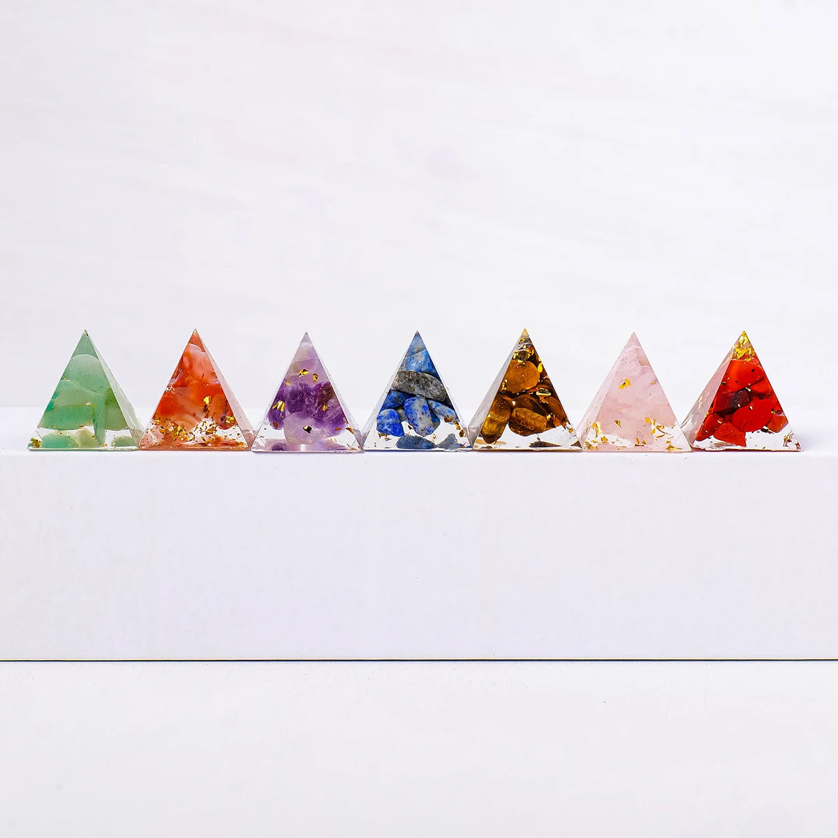 1PC 2cm Natural Crystal Stone Mini Pyramid Statue Reiki Stone Pyramid  Amulet Fengshui Sculpture for Home Office Decoration