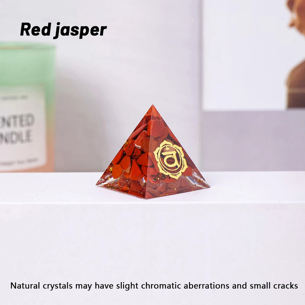 1PC 3cm Natural Crystal Stone Mini Pyramid Statue Reiki Stone Pyramid Amulet Fengshui Sculpture for Home Office Decoration