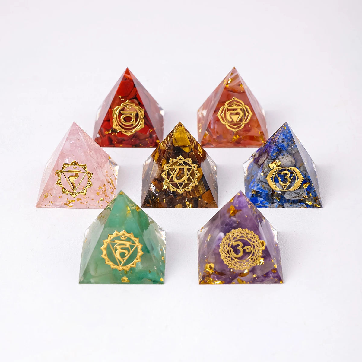 1PC 3cm Natural Crystal Stone Mini Pyramid Statue Reiki Stone Pyramid Amulet Fengshui Sculpture for Home Office Decoration