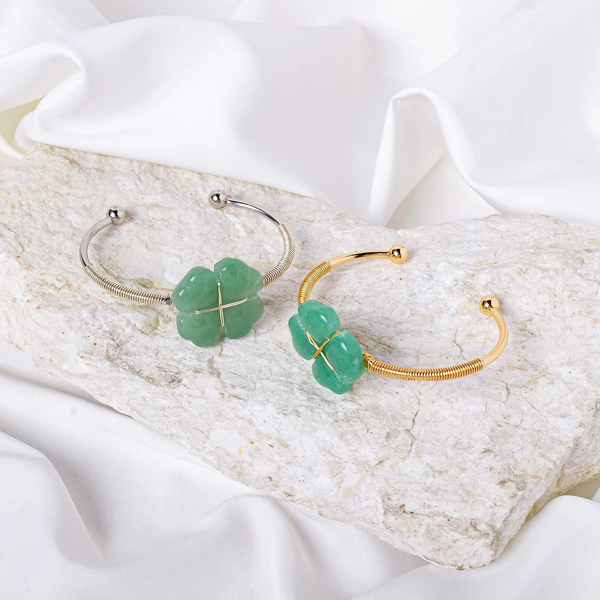 1PC Natural  Aventurine Quartz Clover Ring Bracelet Women's Jewelry Carving Ring Quartz Crystal Jewelry