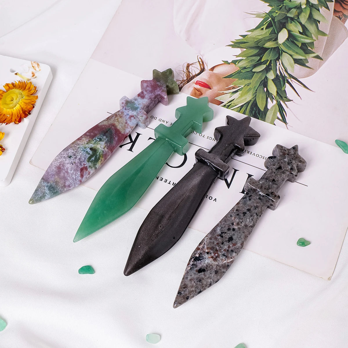 1PC Natural Crystal  Amethyst Dagger Original Stone Model Knife Polishing Unbladed Knife Model Crystal Crafts Crafts Witch