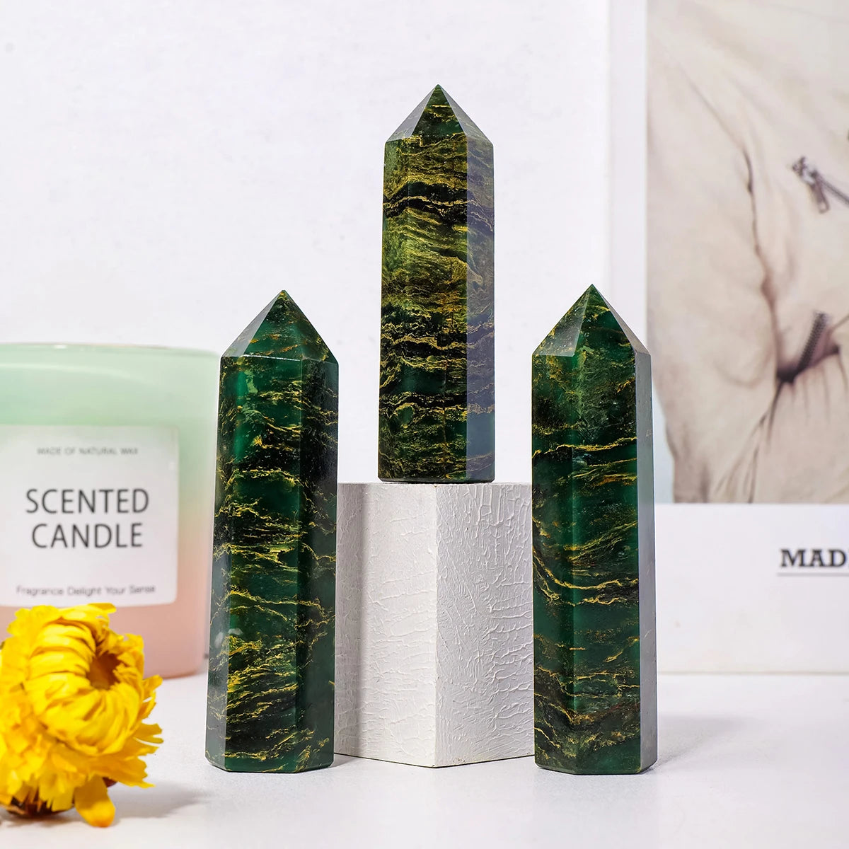 1PC Natural Crystal Emerald Point Healing Crystal Quartz Tower Healing Wand Stone Meditation Stone Energy Gem Home Decoration