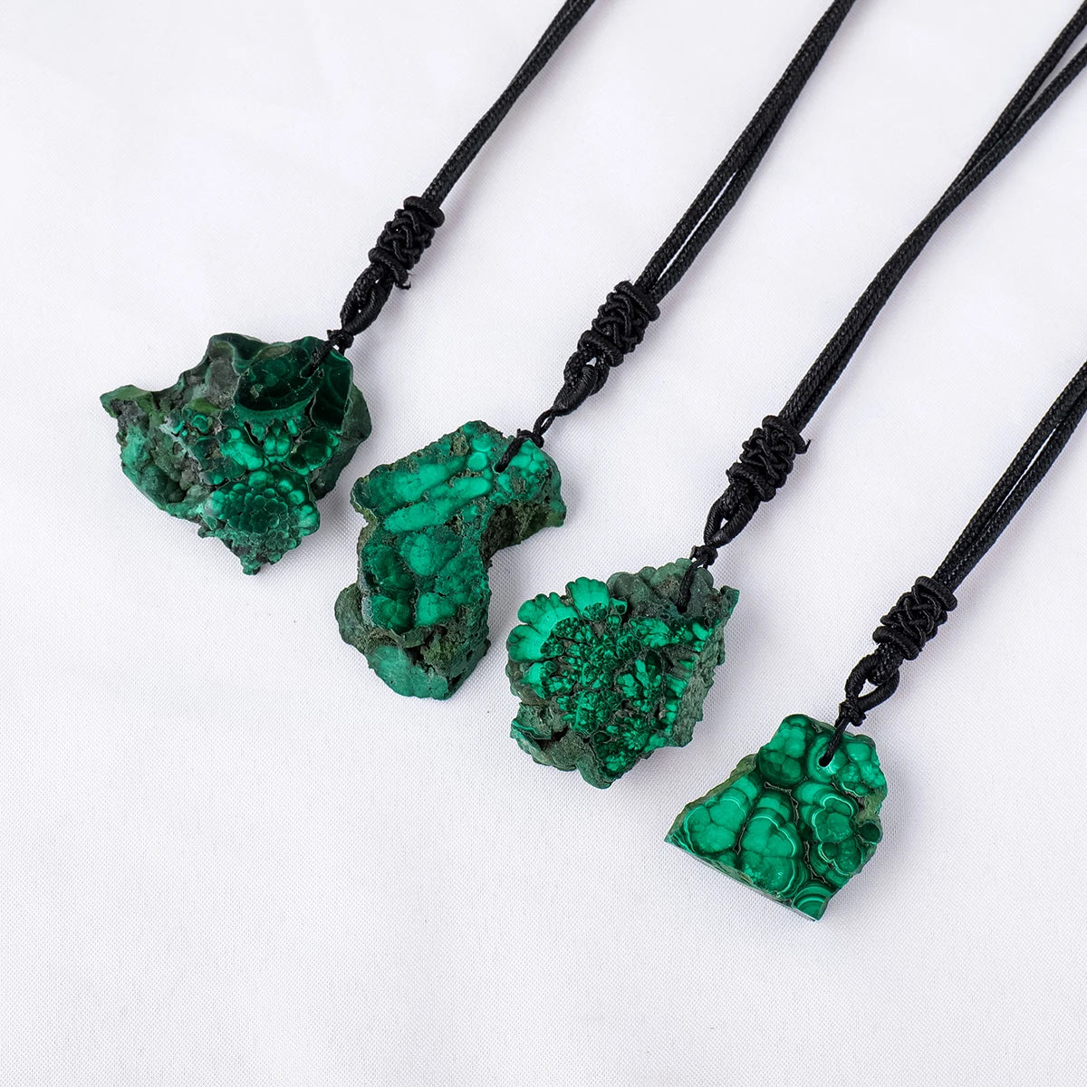 1PC Natural Crystal Quartz Green Malachite Slab Raw Stone Pendant Irregular Gem Necklace Women Men Green Jewelry