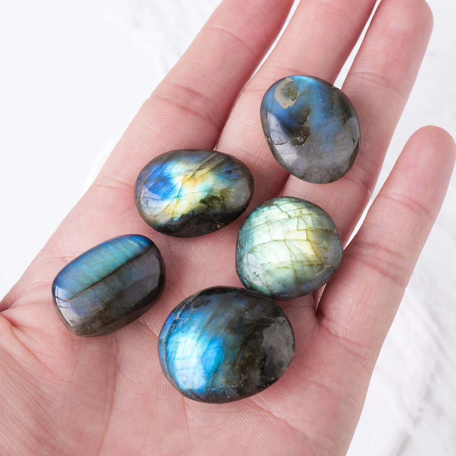 1PC Natural Crystal Raw Stone Labradorite Blue Moonlight Stone Palm Stone Ore Specimen Garden Fish Tank Decorative Stone