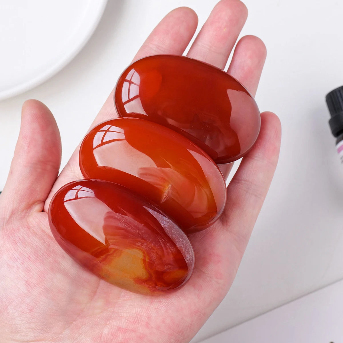 1PC Natural Crystal Red Agate Polished Crystal Palm Play Fingertip Toy Carnelian Spiritual Meditation Healing Stone