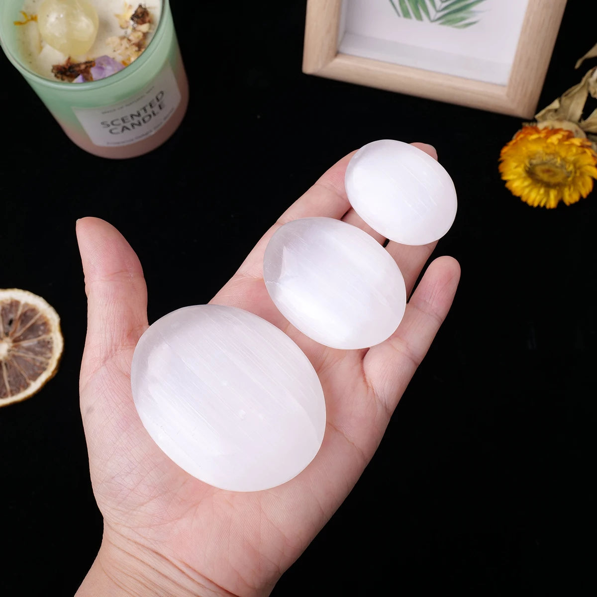 1PC Natural Crystal White Selenite Palm Stone Mind Healing Finger Massage Stone Feng Feng Shui