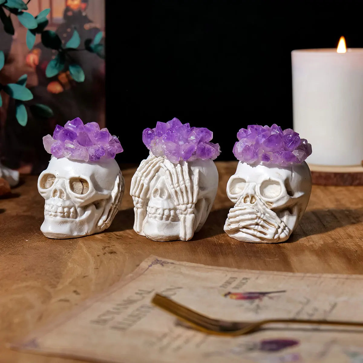 1PC Natural Crystals Healing Stones Amethyst Tooth Flower Skull Hand Crystal Feng Shui Ornament Home Decoration  Halloween Gift