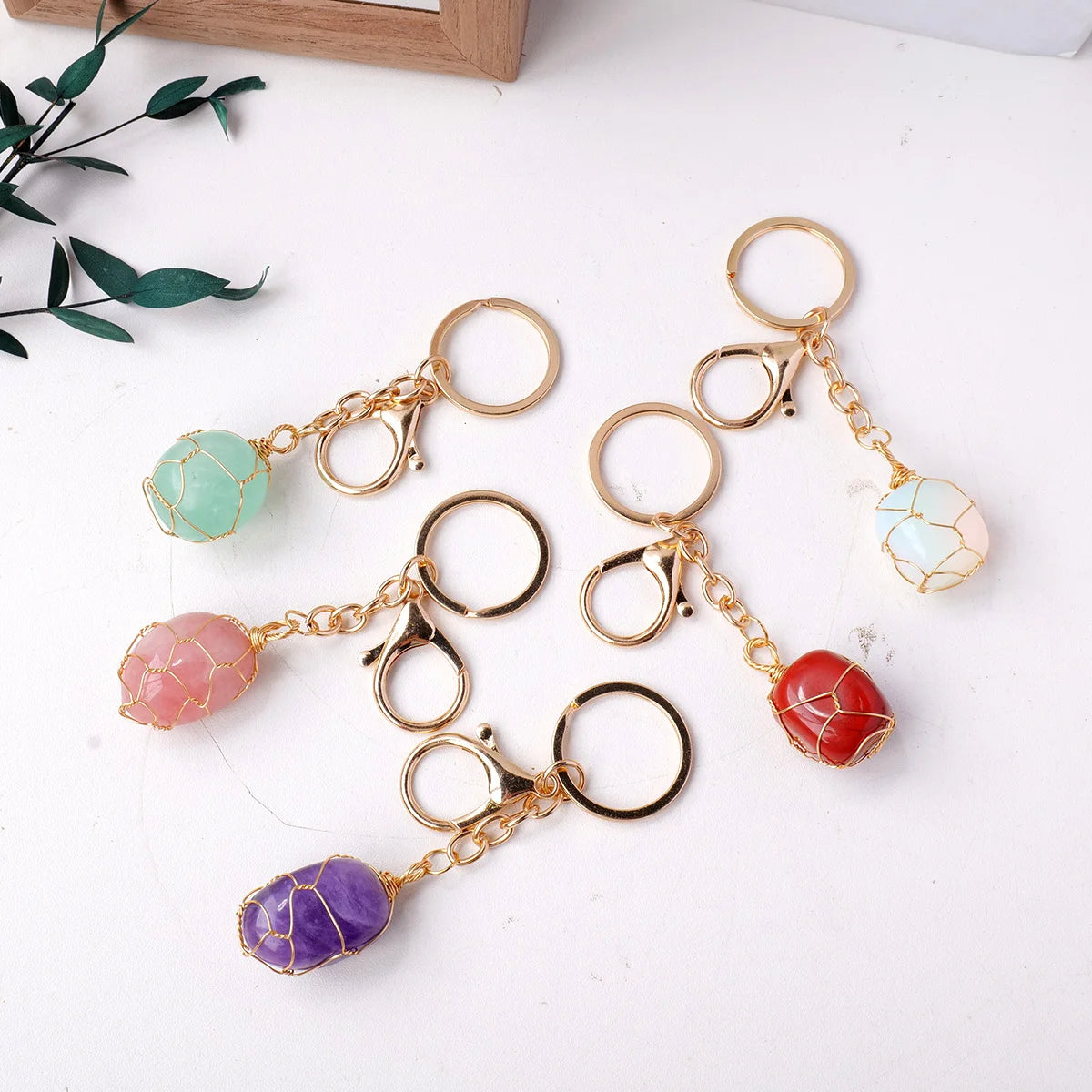 1PC Natural Gem Stone Keychains Clear Quartz Rolling Stones Amethyst Key Chain For DIY Car Key Rings Chains