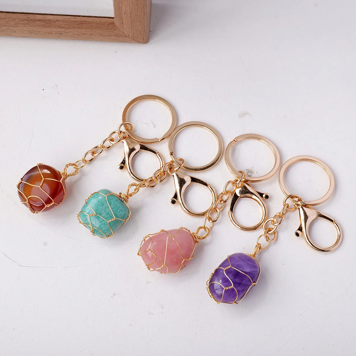 1PC Natural Gem Stone Keychains Clear Quartz Rolling Stones Amethyst Key Chain For DIY Car Key Rings Chains