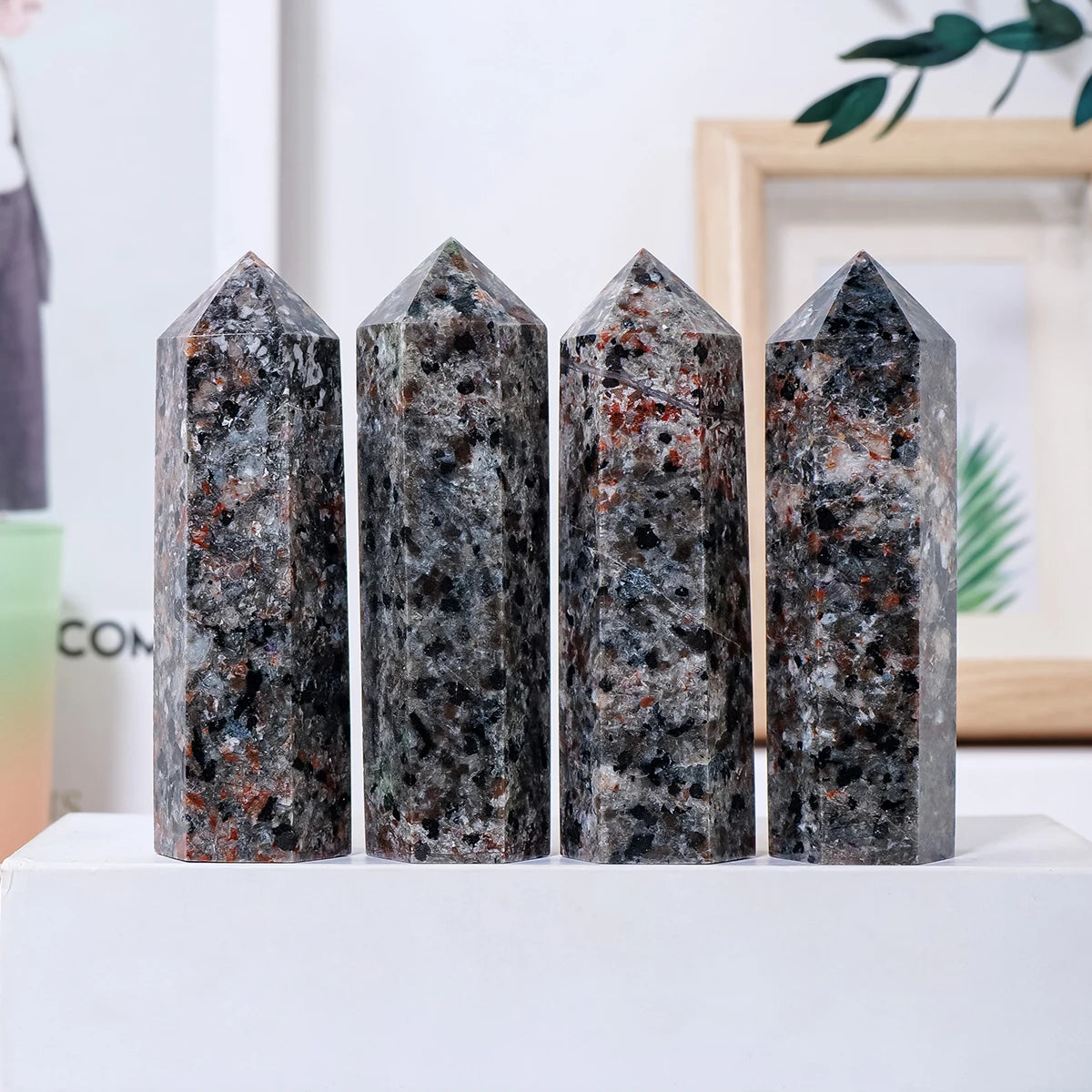 1PC Natural Healing Stones Crystal Yooperlite Flame Stone Point Hexagonal Prisms Healing Tower Wand For Decoration