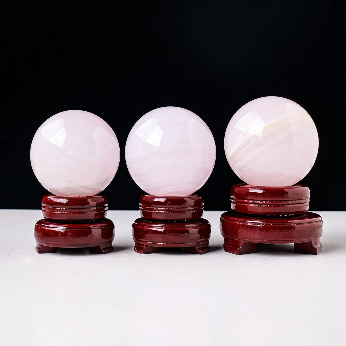 1PC Natural Pink Crystal Ball Rose Quartz Magic Sphere Polishing Mineral Reiki Ball Massage Treatment Stone Home Decoration