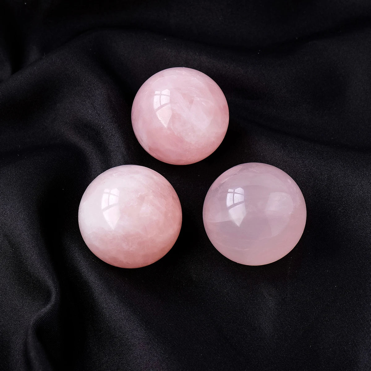 1PC Natural Pink Crystal Ball Rose Quartz Magic Sphere Polishing Mineral Reiki Ball Massage Treatment Stone Home Decoration