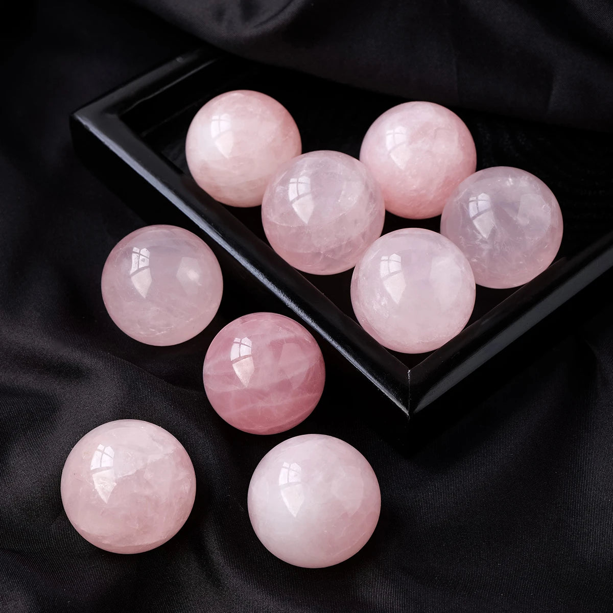 1PC Natural Pink Crystal Ball Rose Quartz Magic Sphere Polishing Mineral Reiki Ball Massage Treatment Stone Home Decoration