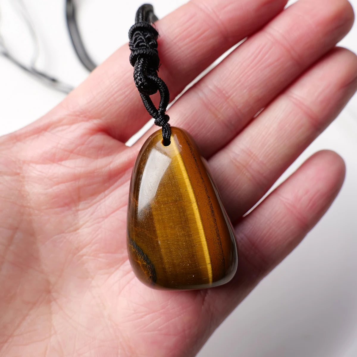 1PC Natural Stone Yellow Tiger eye Crystal Water Droplet Pendant Necklace Ornament Decorative Chakra Home Decoration