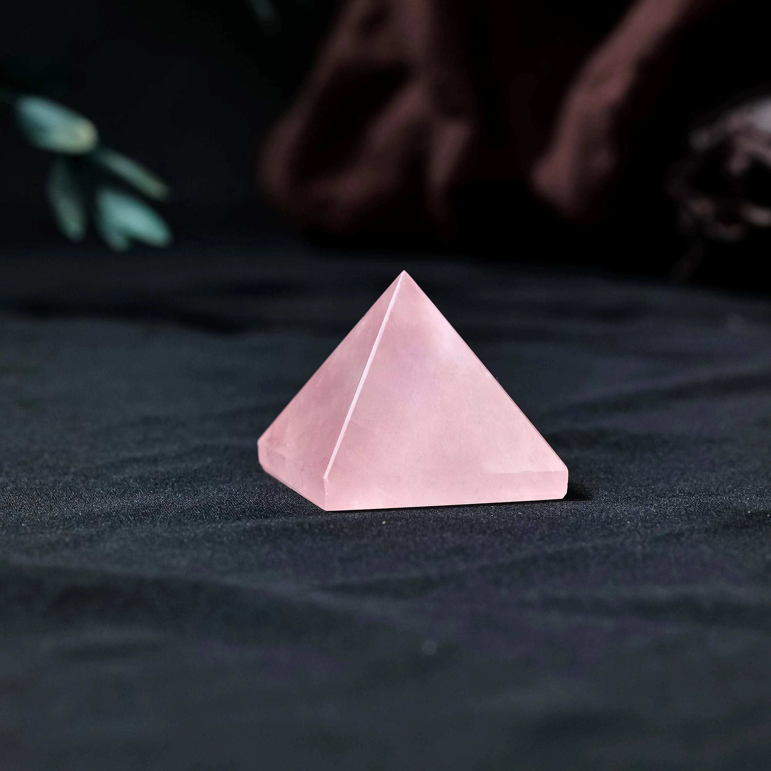 1PC Natural Stones Rose Quartz Crystal Pyramid Quartz Healing Stone Chakra Reiki Crystal THome Decor Crafts