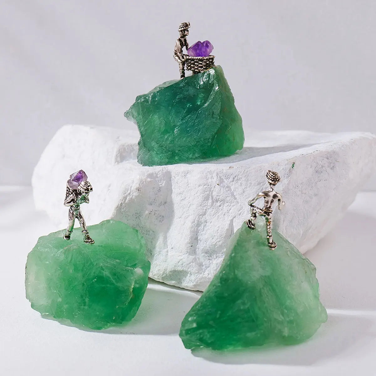 1pc Natural Amethyst Cluster Miner Modeling Micro Landscape Decoration Crystal Raw Stone Mine Standard Home Decoration