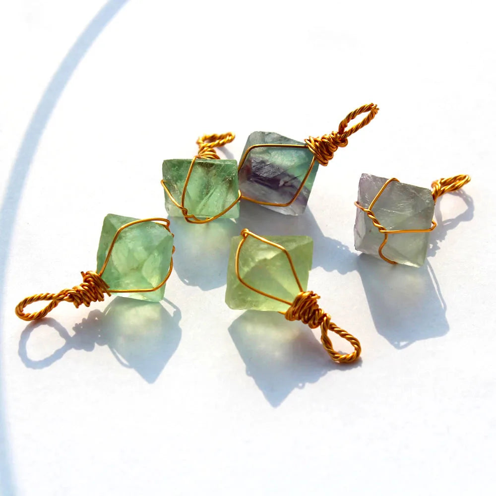 1pc Natural Healing Stone Green Fluorite Octahedral Pendant Handmade Gold Winding Necklace Energy Crystal Jewelry