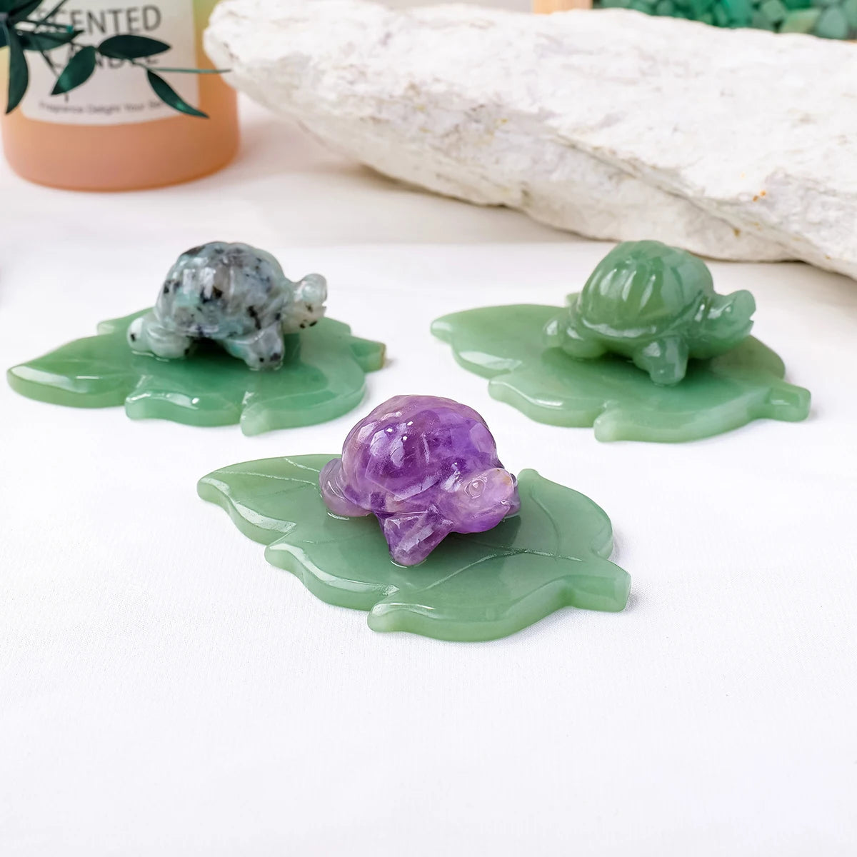 1pc Natural Stone Healing Gemstone Cartoon Leaf Turtle Clear Quartz Animal Carving Home Decor Fish Tank Crafts