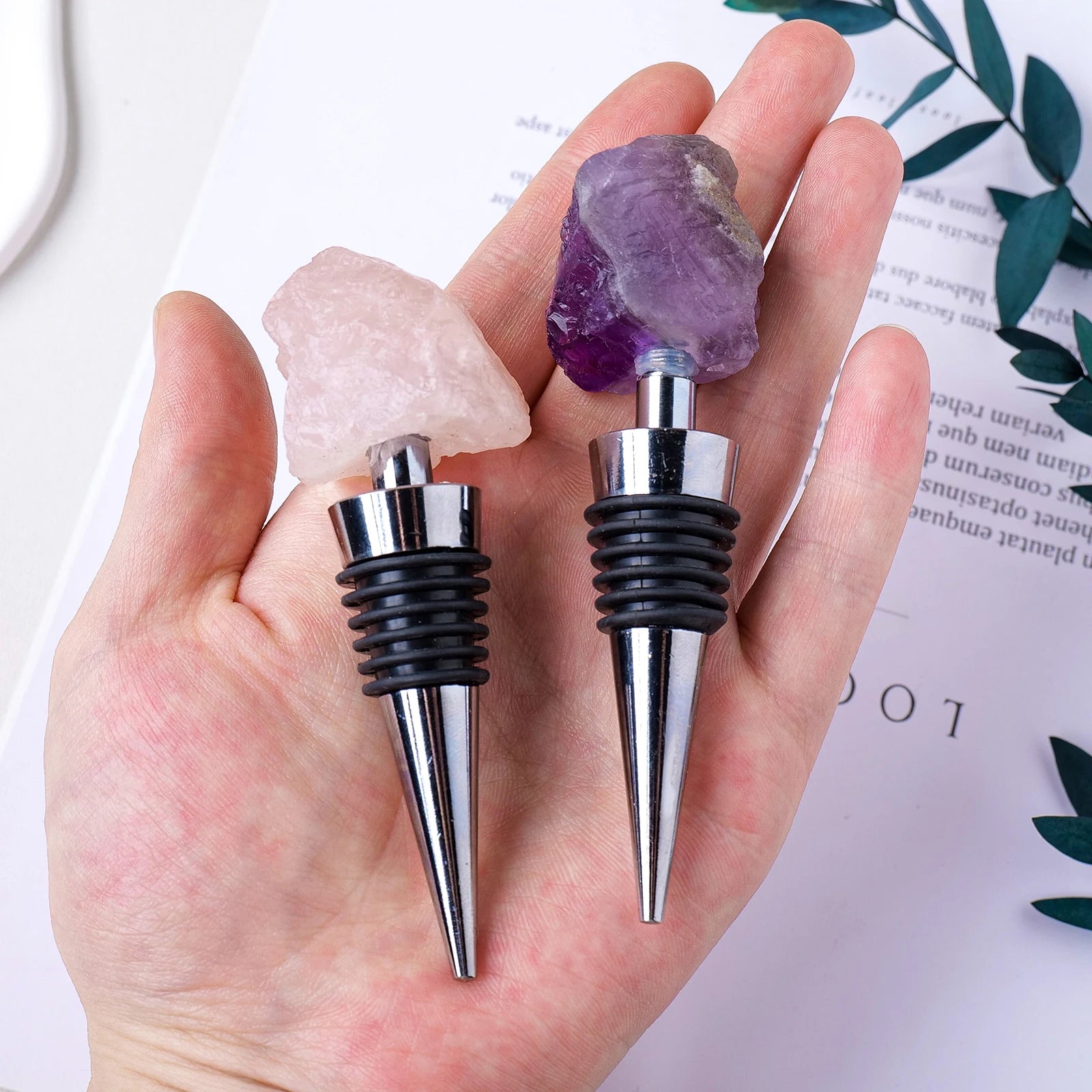 1pc Natural amethyst Rose Quartz Raw Stone Red Wine Stopper Handmade Champagne Bottle Stopper Original Stone Gift