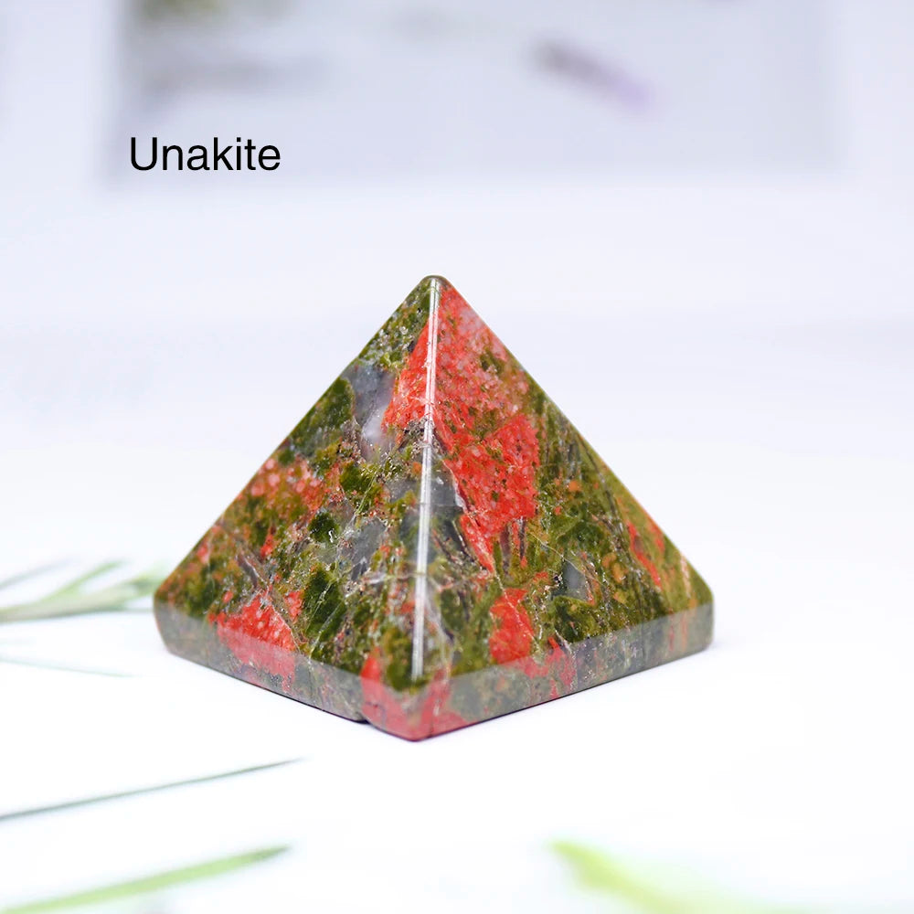 28-32mm Natural Crystal Pyramid Healing Crystal Crafts Rose Quartz Chakra Reiki Crystal Rainbow Fluorite Home Decor Point