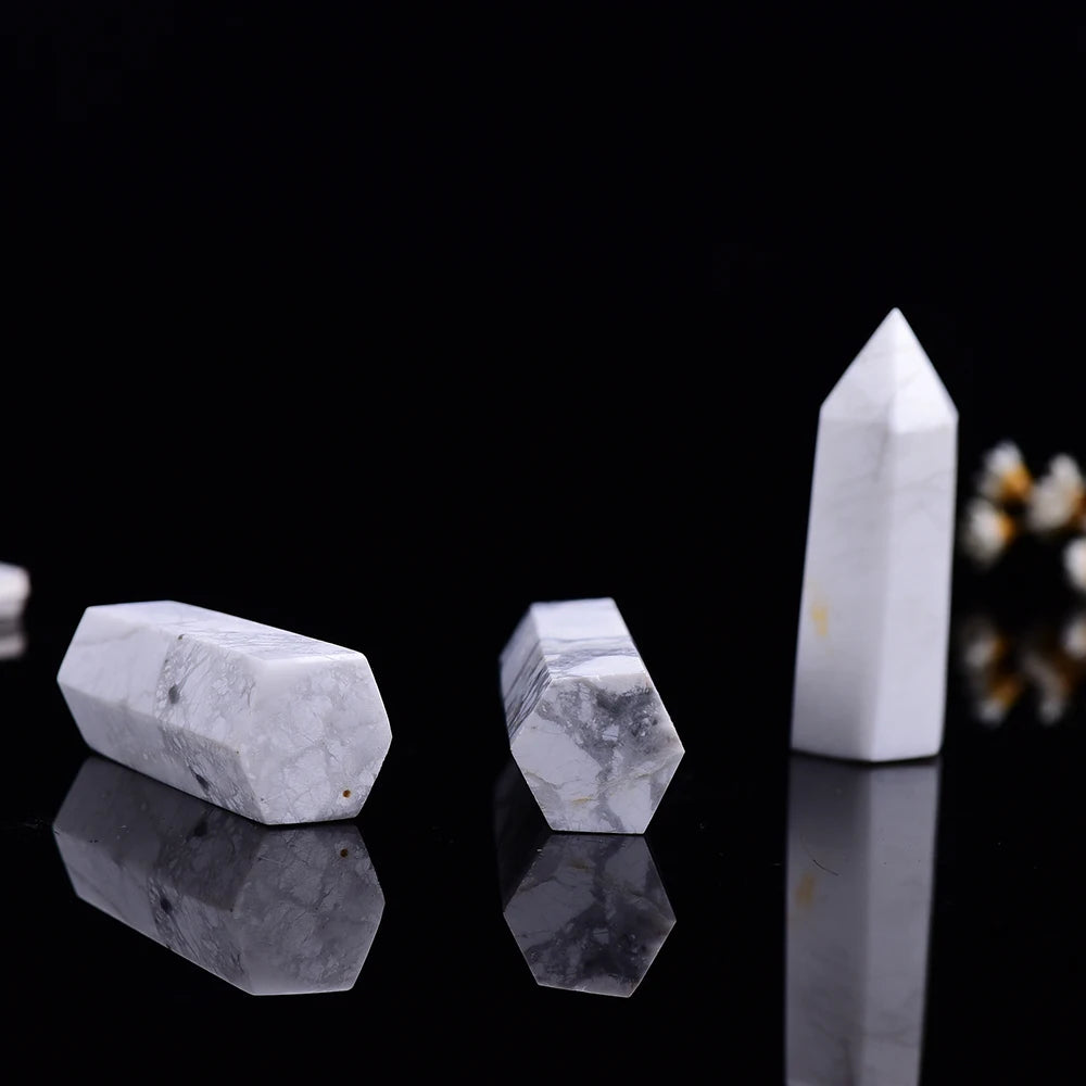 4-7cm 1pcs Natural howlite crystal point healing  quartz crystal office decoration  study room decoration