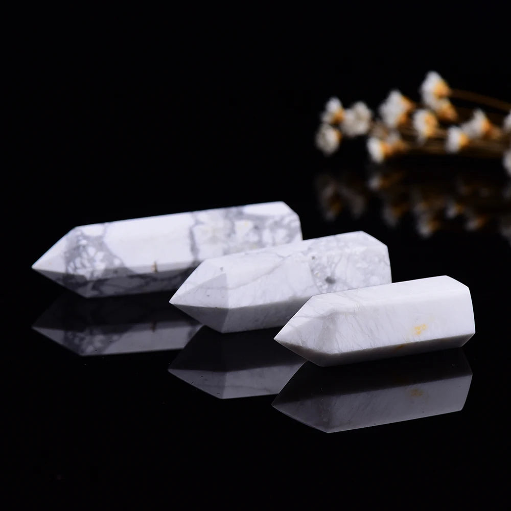 4-7cm 1pcs Natural howlite crystal point healing  quartz crystal office decoration  study room decoration