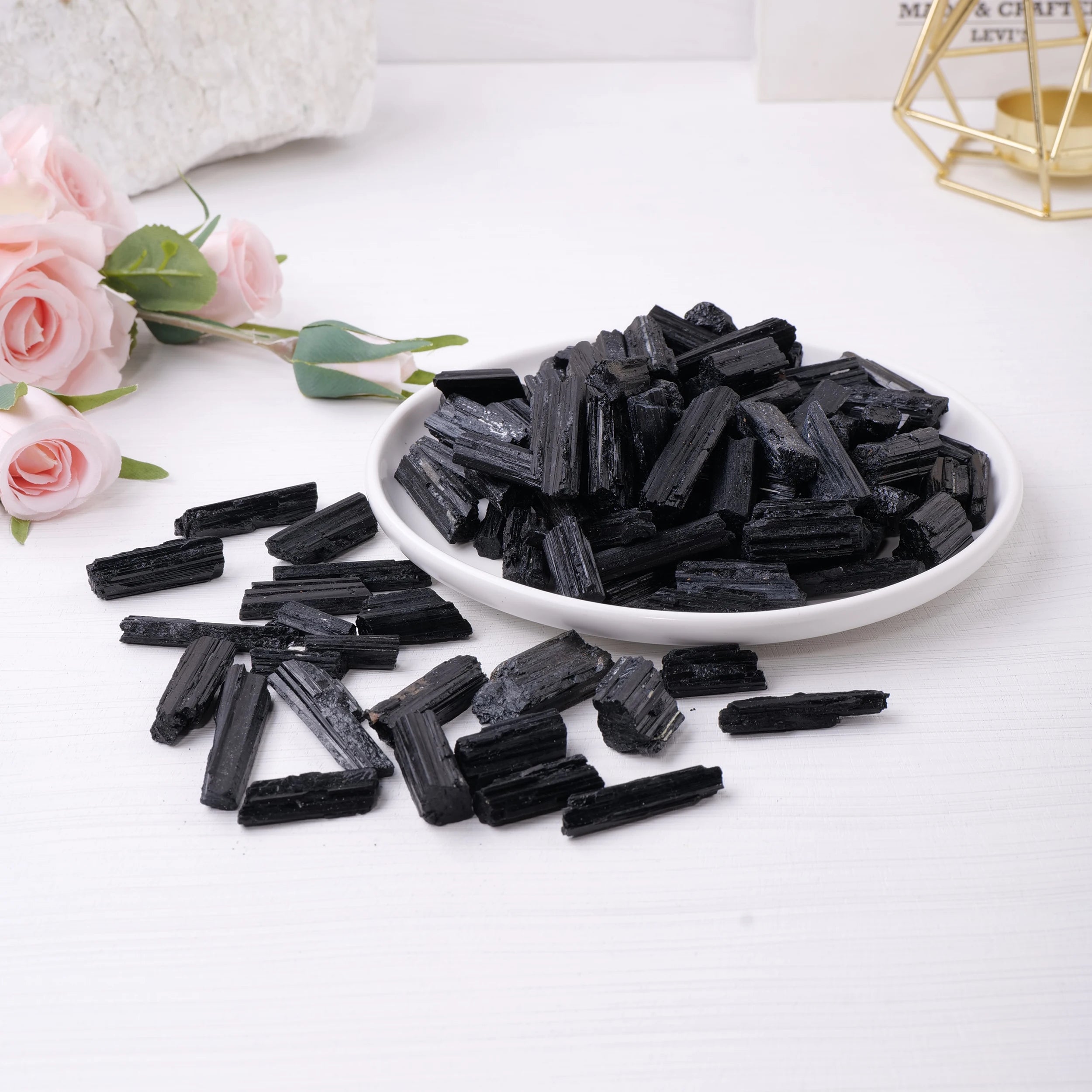 50g/bag Natural Black Tourmaline Jet Stones Raw Ore Irregular Crystals Mineral Specimen Eliminate Magnetism