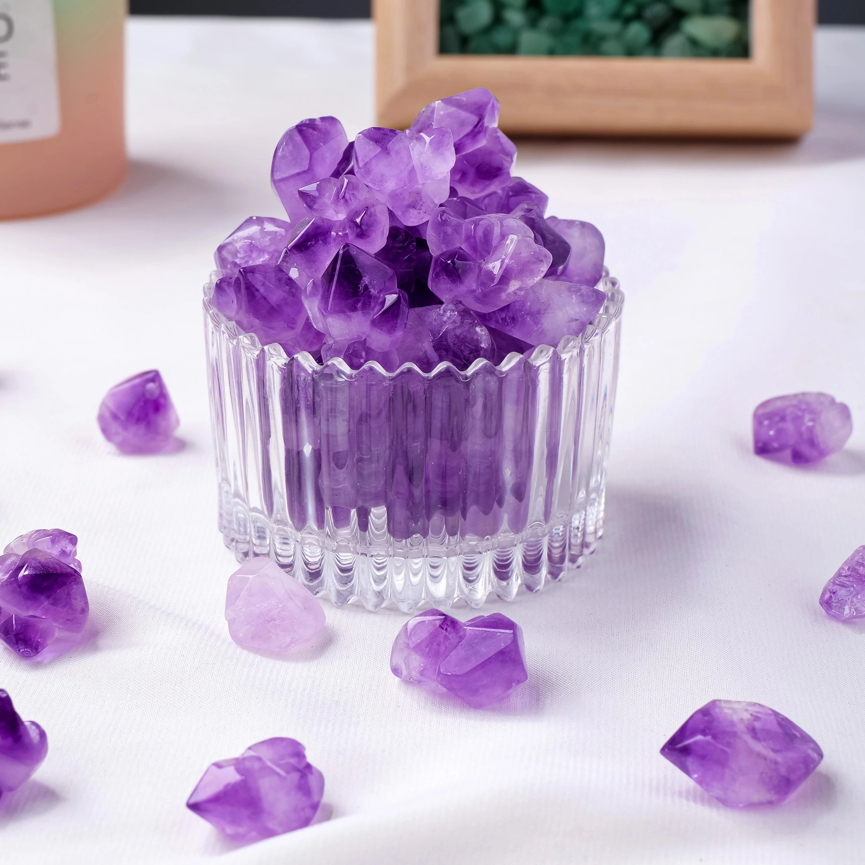 50g/bag Natural Purple Quartz Crystal Stones Amethyst Flowers Irregular Rough Stones Raw Crystal Rock for Wicca