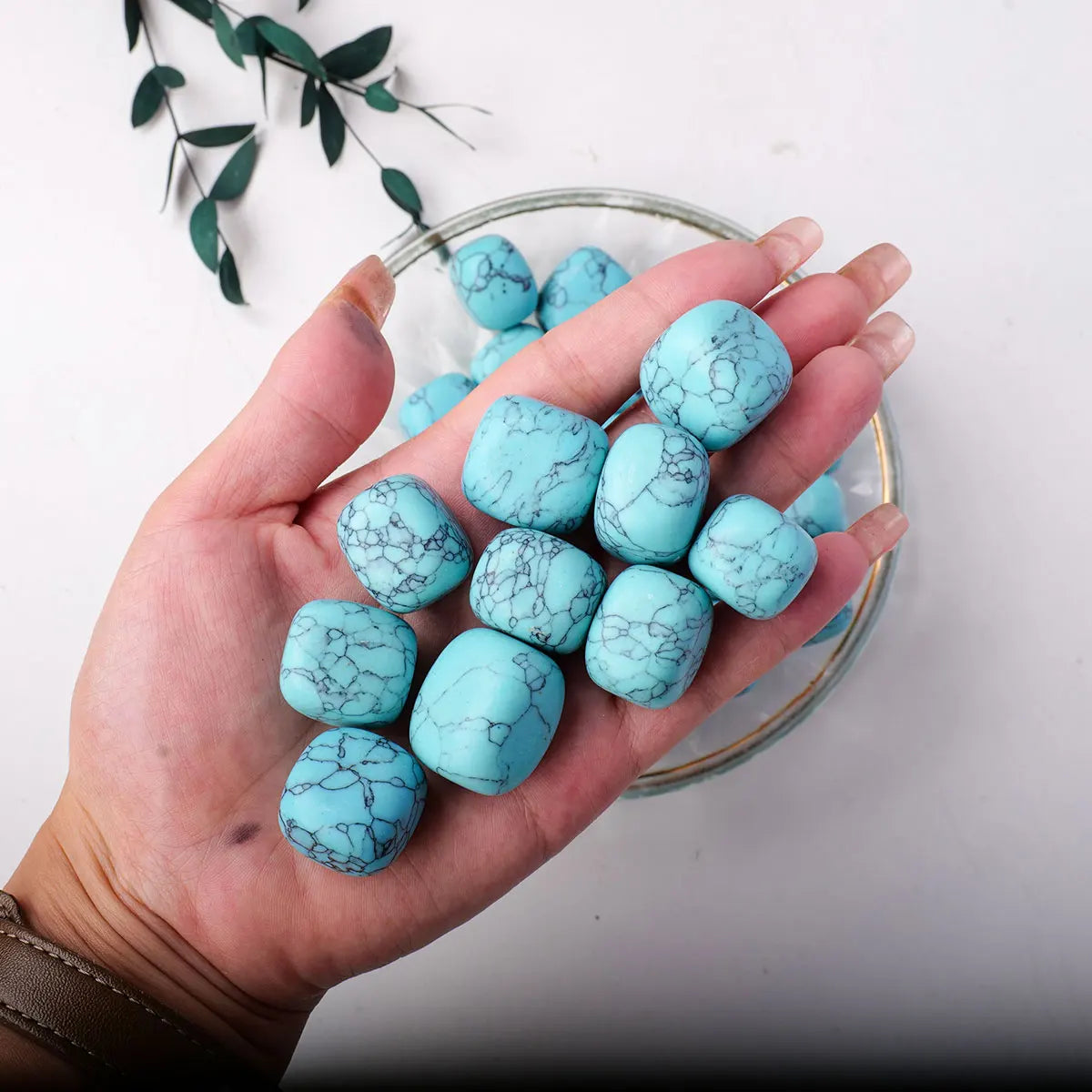 50g/bag Natural Turquoise Rolling Stones Bulk Quartz Healing Gemstones Gravel Garden Fish Tank Decorative Stone