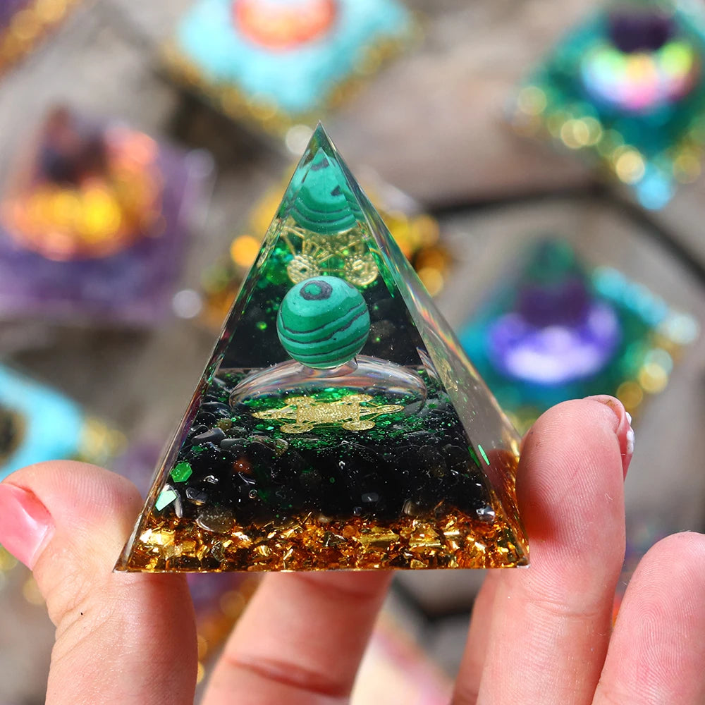 5CM Natural Crystal Sphere Orgonite Pyramid Healing Crystals Energy Reiki Chakra Meditation Lucky Gather Wealth Stone