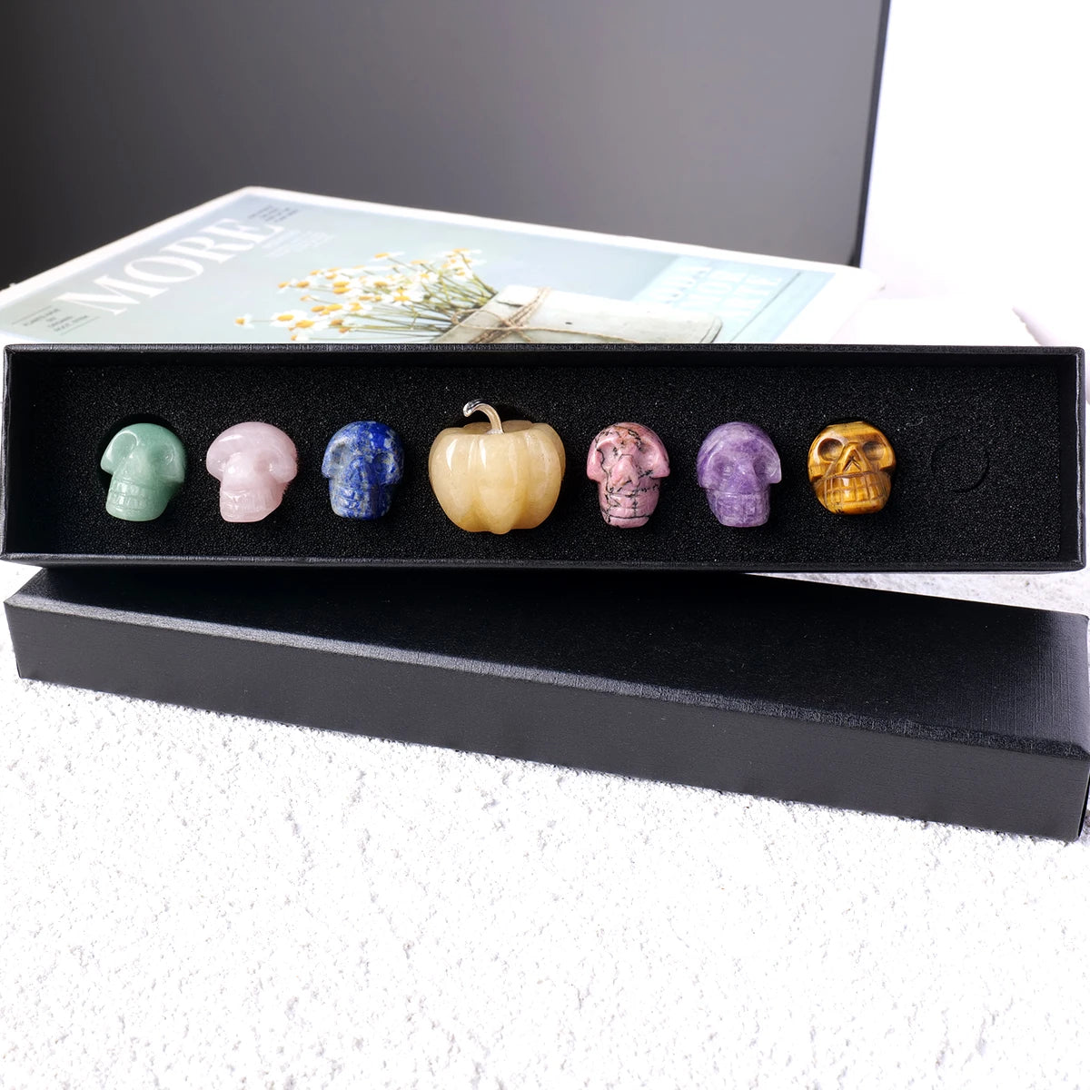 7pcs/box Natural Colorful Chakra Crystal Stone Skull Selnite Crystal Red Agate Pumpkin Carving  Jewelry Ornaments