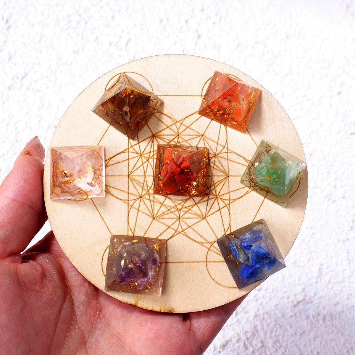 7pcs/set Natural Stone 2cm Pyramid Seven Chakra Crystal Gift Box Chakras Yoga Treatment Gemstone Quartz With Wooden base