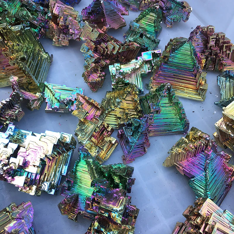 Beautiful gift rainbow bismuth specimen crystal ore healing mineral natural crystal rough Bismuth ore Green metal 1pcs