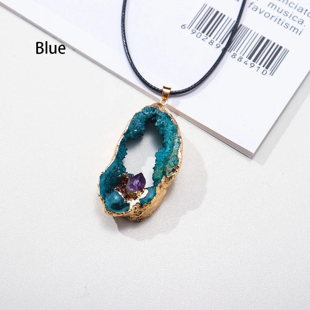 Colored crystal cluster agate cave Crystal cluster Amethyst Pendant Natural crystal energy gem jewelry Women's Necklace