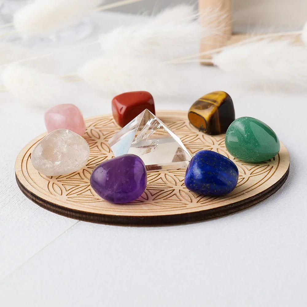 Drop shipping Natural Healing Seven Chakra Yoga Therapy Stone Tumble Stone Clear Quartz Pyramid Divination Gift Box