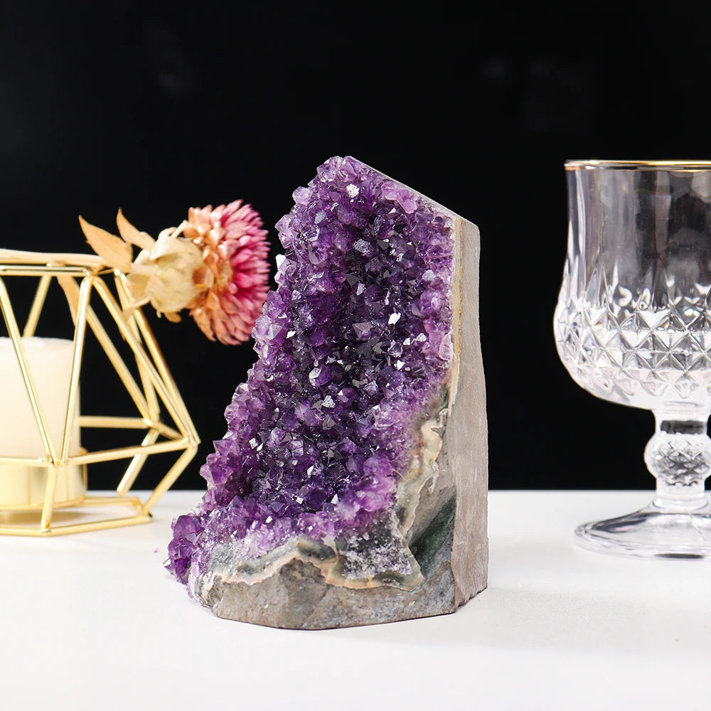 Uruguay Irregular shape Natural Purple Crystal stone Amethyst cluster  Raw Amethyst Feng Shui ornament Specimen