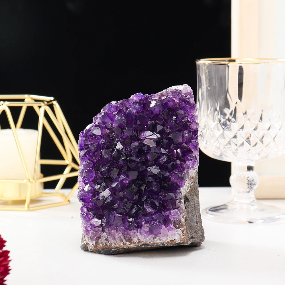 Uruguay Irregular shape Natural Purple Crystal stone Amethyst cluster  Raw Amethyst Feng Shui ornament Specimen