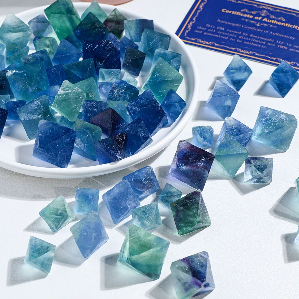 Natural Crystal Blue Fluorite Rough Stone Octahedral Raw Crystals Ore Mineral Collection Healing Gemstone Specimen