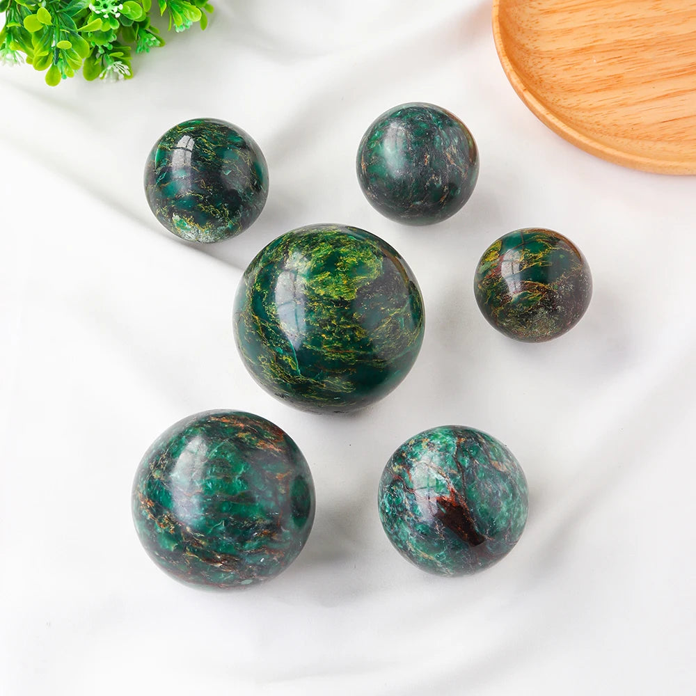 Natural Emerald Quartz Crystals Sphere Healing Gemstone Ball Divination Collection Wedding Decor