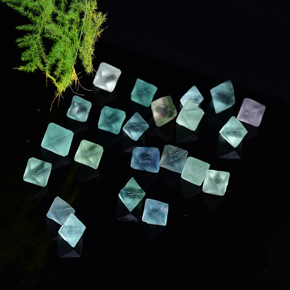 Natural Green fluorite Octahedral crystal point Raw Gemstone Ornament Cane Decoration Stone Collection Stone Crystals Mineral