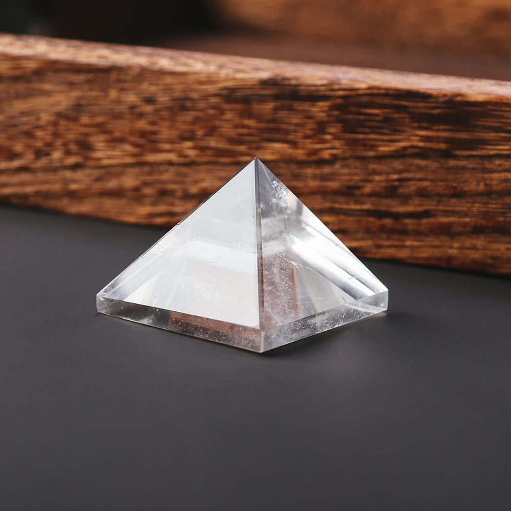 Natural Healing Clear Quartz Pyramid Energy Generator Chakra Reiki White Crystal Point Tower Egyptian Pyramid Carving Decoration