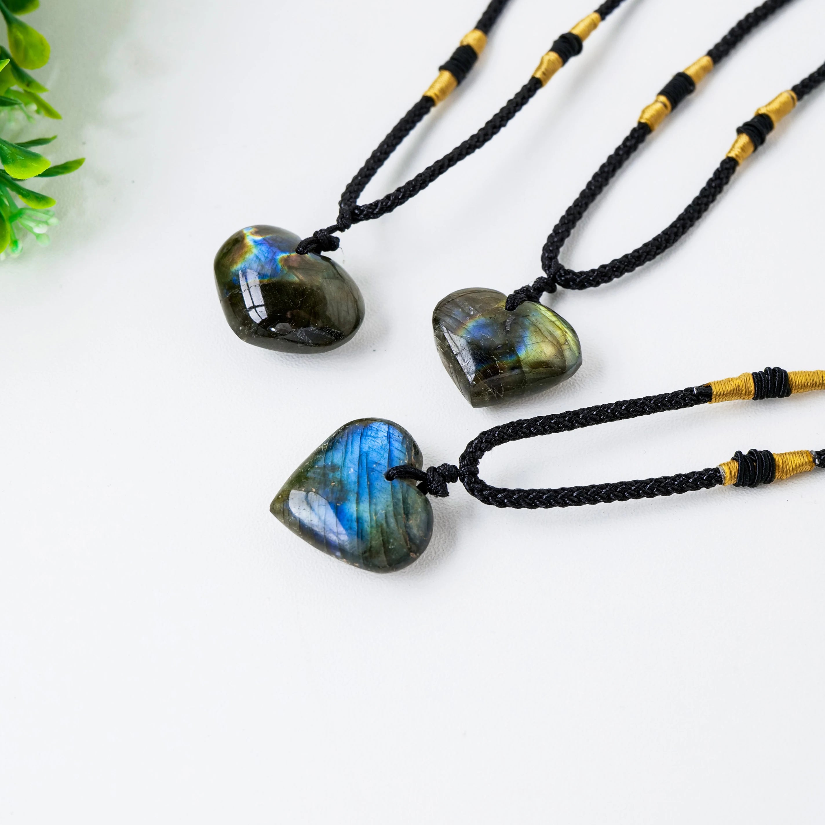 Natural Stone Pendants Heart Shape Labradorite Crystal Blue Moonstone Charms for Jewelry Making Necklace