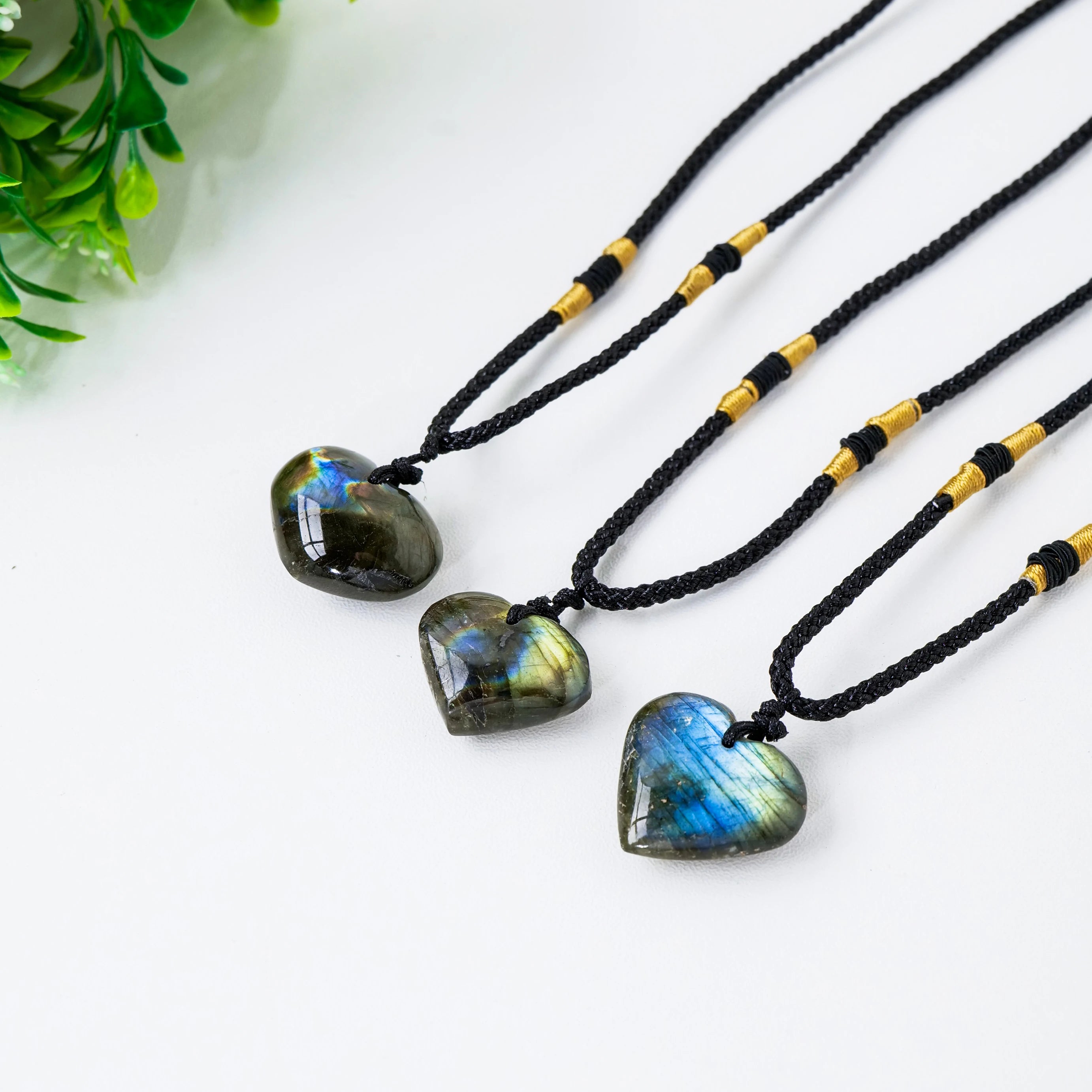 Natural Stone Pendants Heart Shape Labradorite Crystal Blue Moonstone Charms for Jewelry Making Necklace