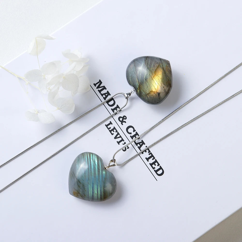 Natural crystal Labradorite Heart Shaped  Rough Polished Pendant Flowing light necklace Crafts Stone Hanging Ornament