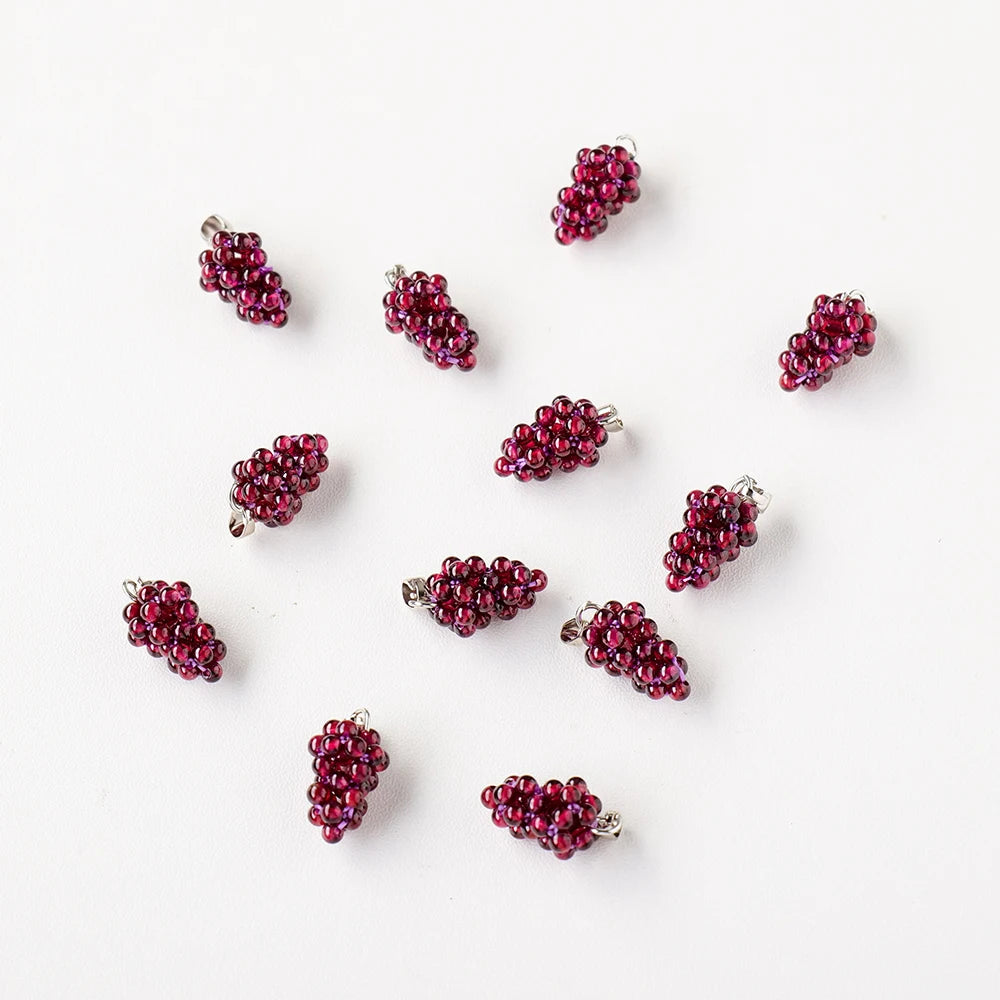 Buyde 1pc Natural crystal Wine-red garnet Pendant Small Grape Necklace ornaments+free Shipping