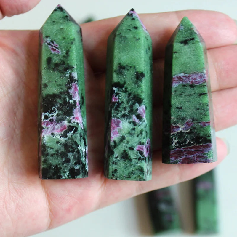 Buyde Beautiful natural crystal column epidote crystal Raw stone grinding six prism Crystal craftwork 5-7cm ZH40