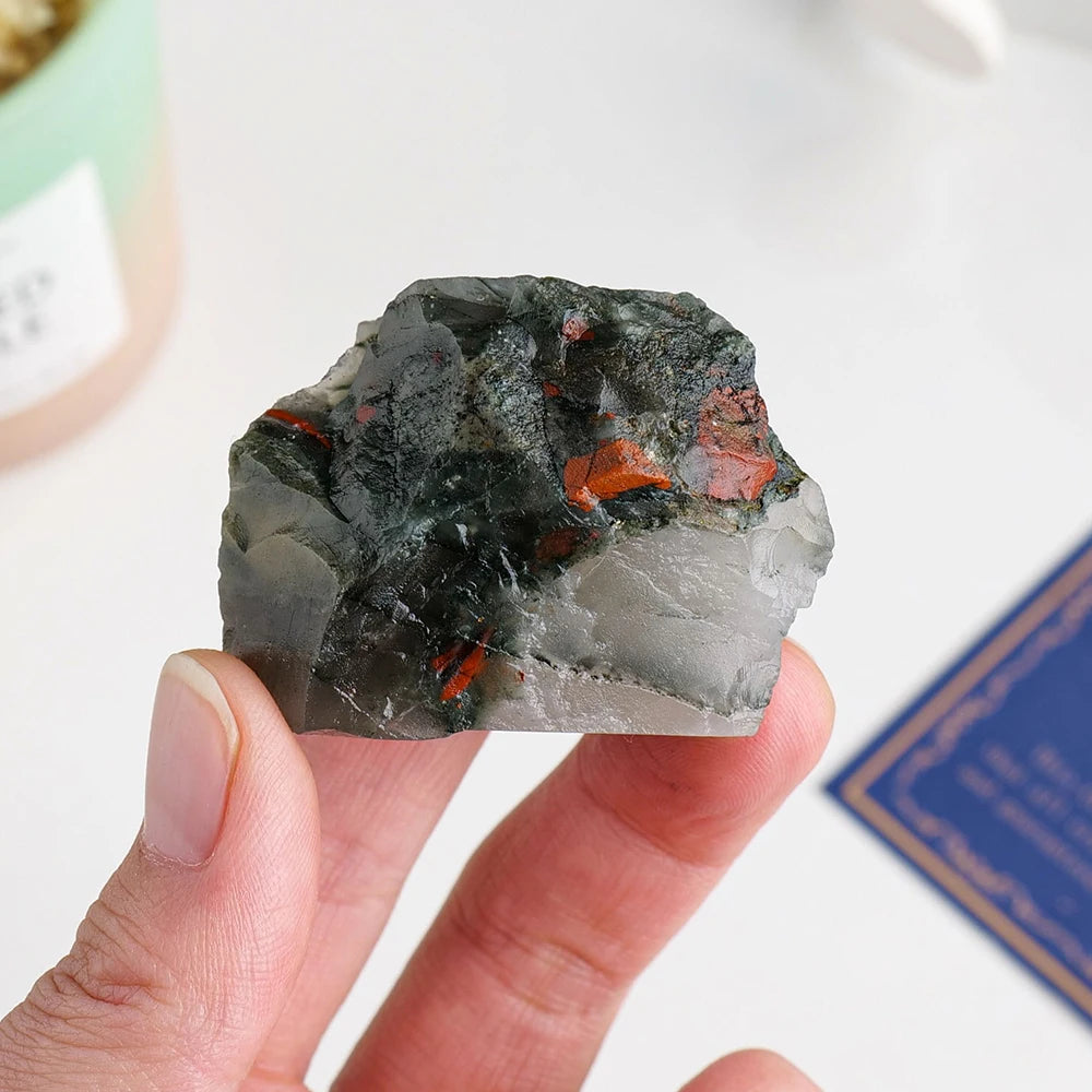 Natural Crystal Rough African Blood Stone Energy Healing Raw Stone Reiki Mineral Aquarium Home Room Decoration Fengshui