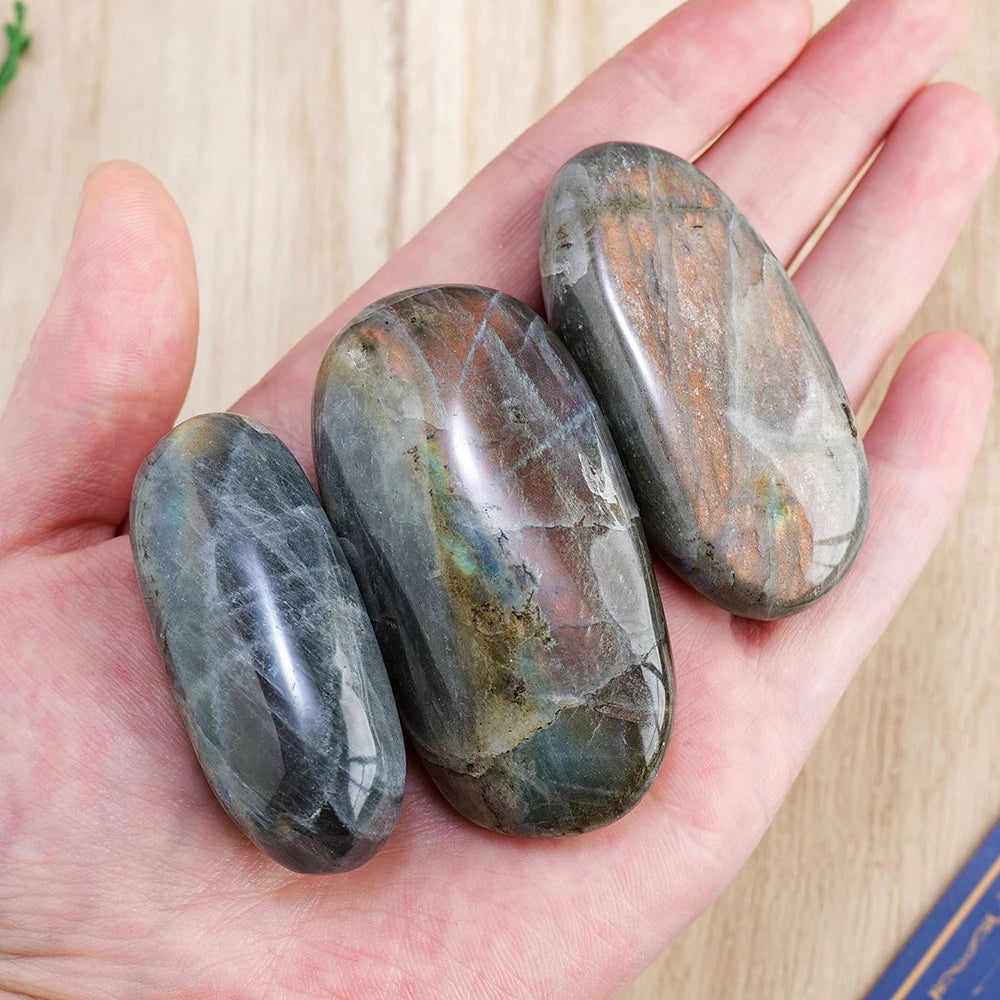 Natural Colourful Labradorite Palm Stone Healing Purple Yellow Flash MoonStone Irregular Mineral Specimens