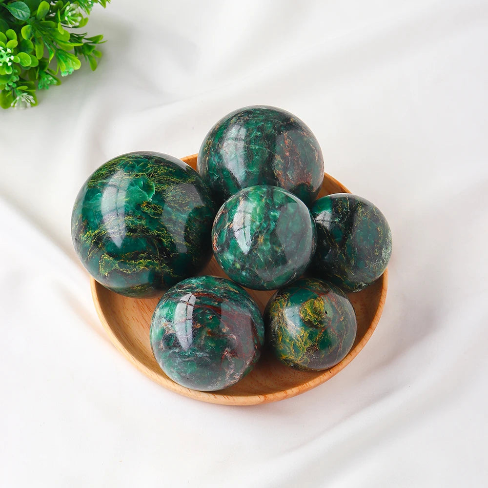 Natural Emerald Quartz Crystals Sphere Healing Gemstone Ball Divination Collection Wedding Decor