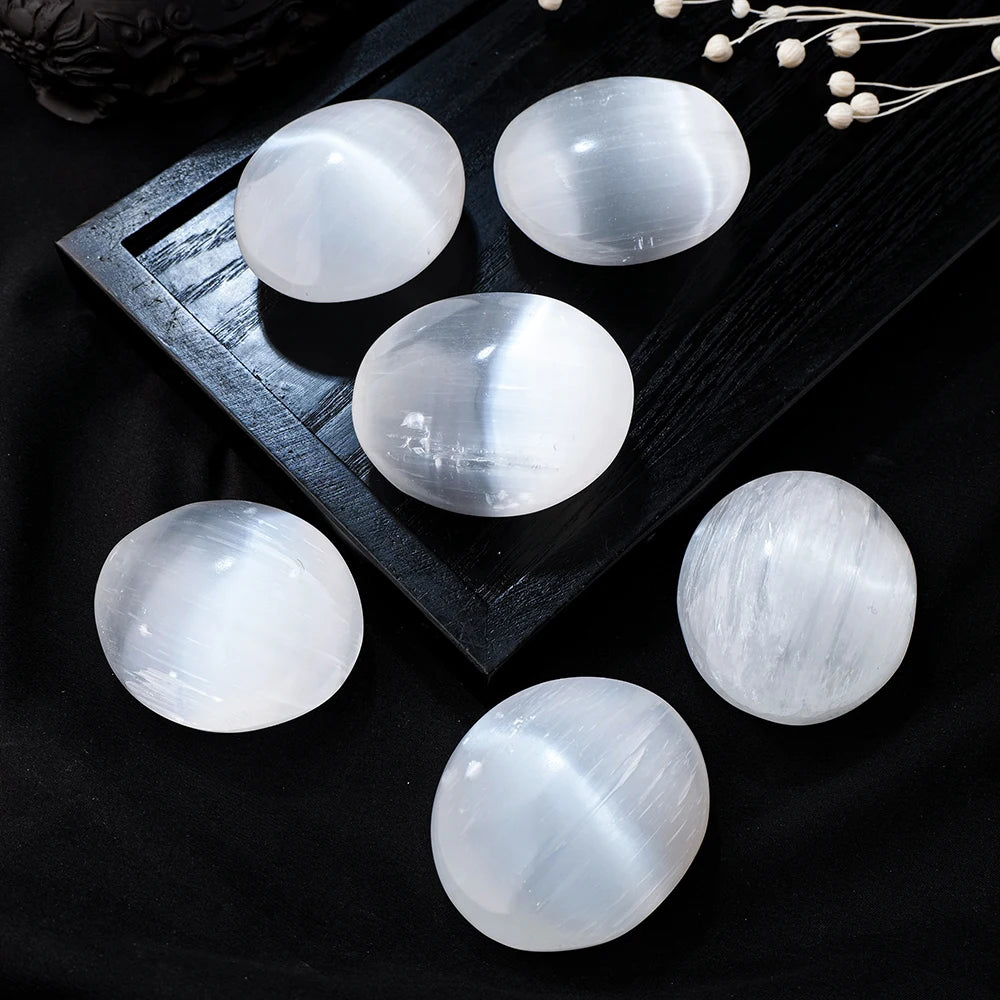 Natural White Selenite Crystal Palm Worry Stone Healing Crystals Mineral Palm Gemstone Hand Massage Tools